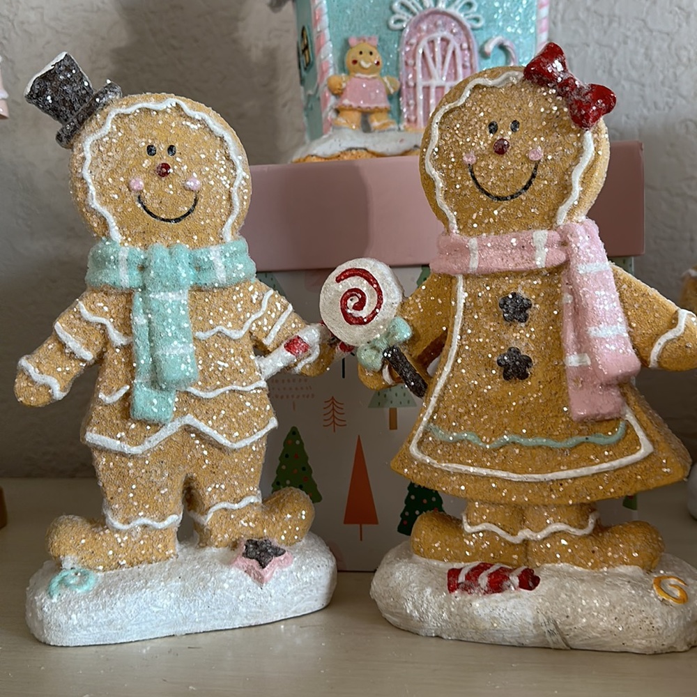 Gingerbread boy and girl set - gingerbread decor